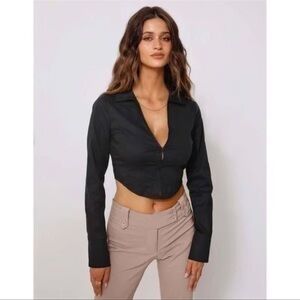 Tiger Mist Black Collared Top